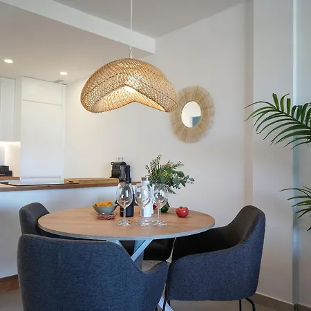 Chill In Paradise Apartment *