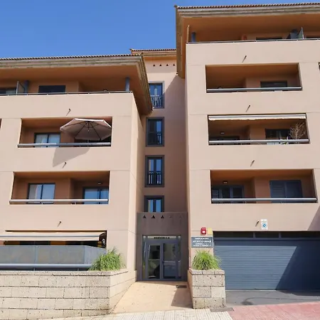 Chill In Paradise 帕莱索海滩